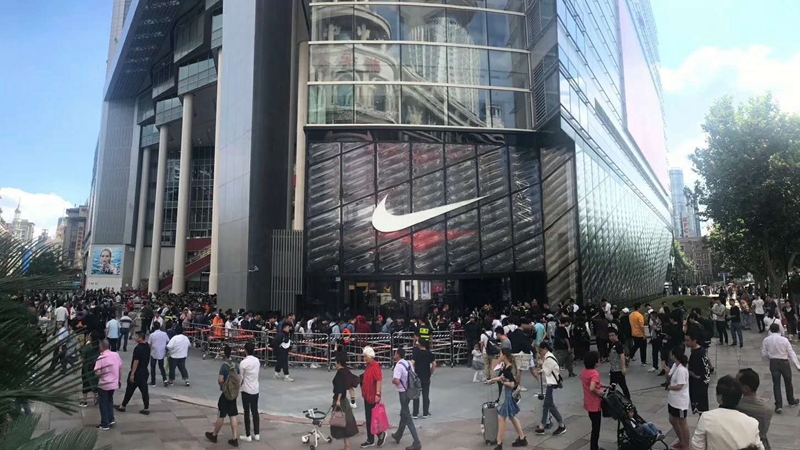 NIKE Shanghai LED Smart Signage Syste