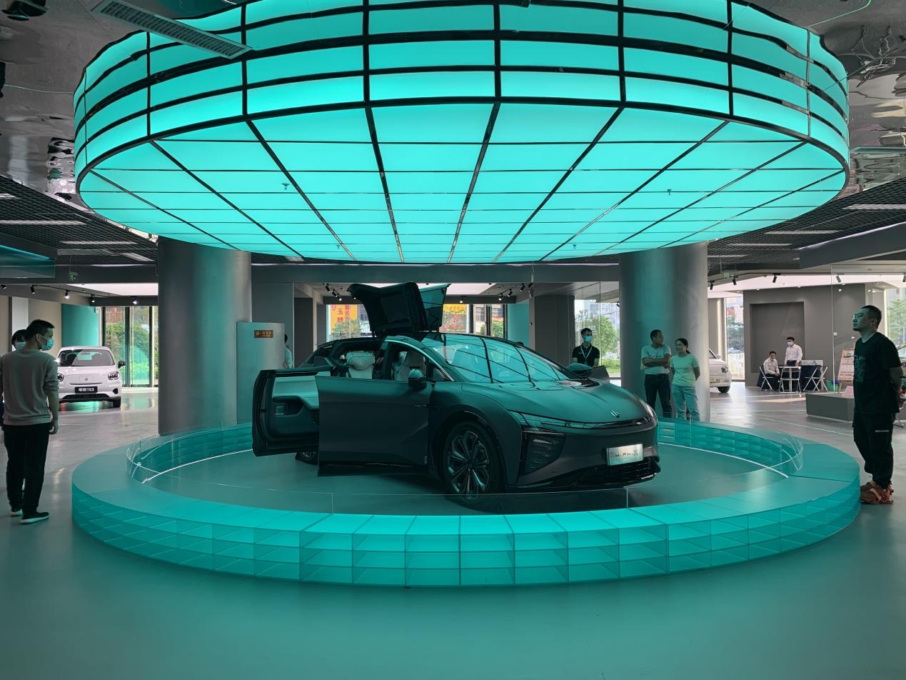 Blueview LED Lights in New Energy Car Supermarket